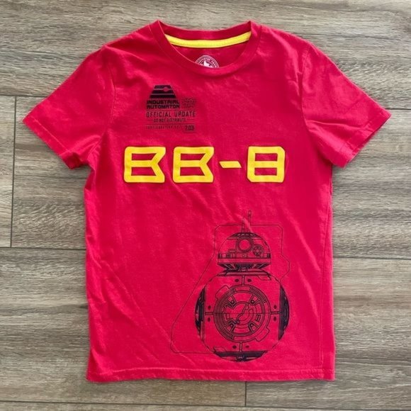 Star Wars Disney Galaxy Edge Trading Outpost BB8 Red Boys T-Shirt, Sz Medium - Picture 2 of 9
